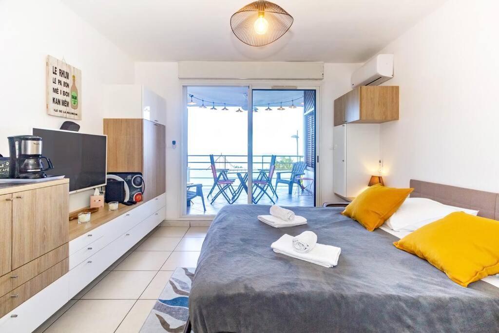 Oceanides - Studio Renove Avec Magnifique Vue Mer - Saint-Gilles-Les-Bains Saint-Gilles-les-Bains Exterior foto